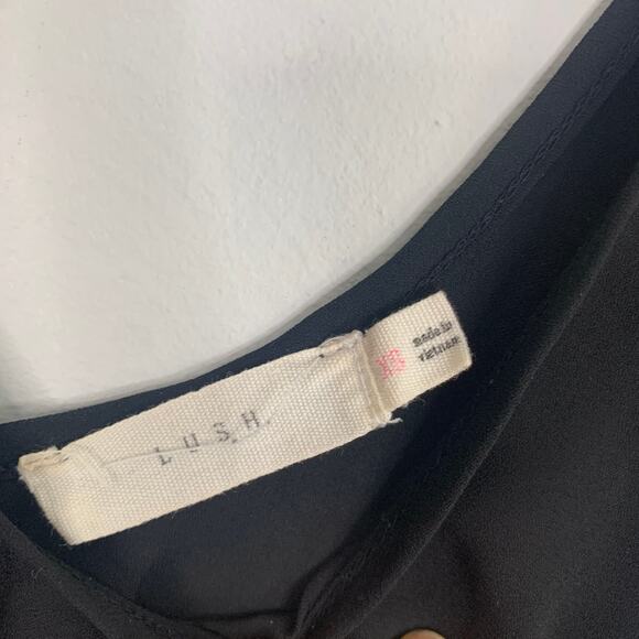 Lush Black Satin Sleeveless Tank - Picture 5 of 6